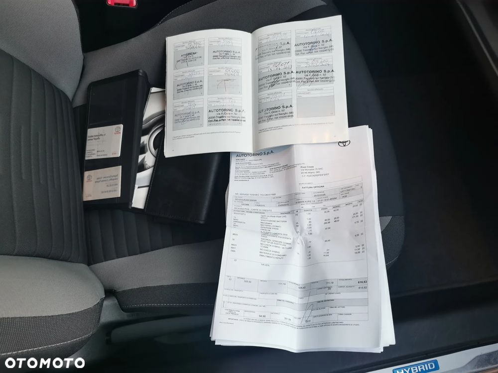 Toyota Auris - 24