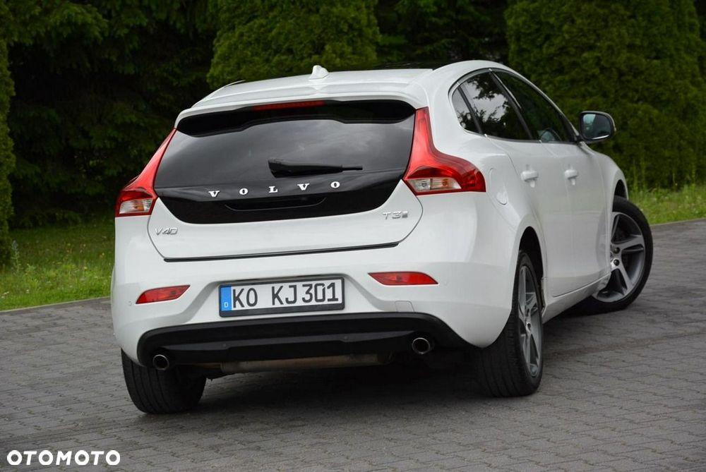 Volvo V40 T3 Geartronic Summum - 7