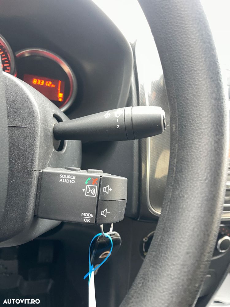 Dacia Logan - 35