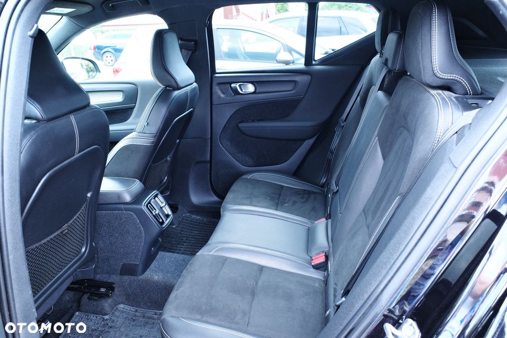 Volvo XC 40 B4 B AWD R-Design - 7