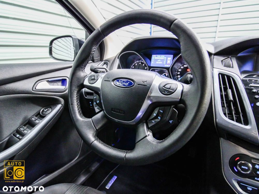 Ford Focus 1.6 EcoBoost Titanium - 22