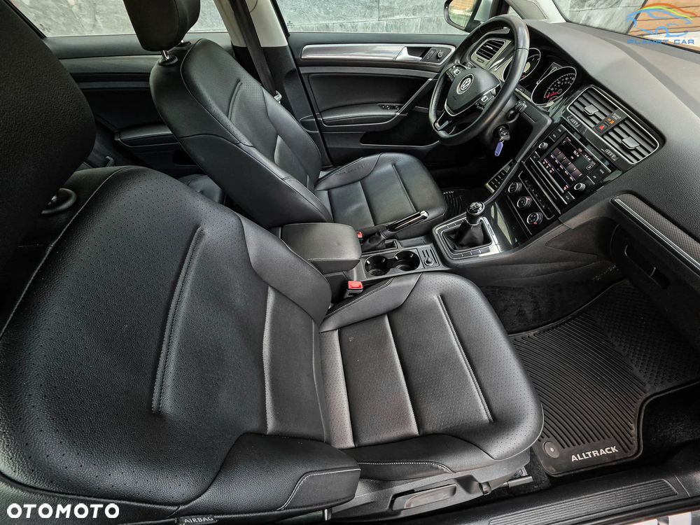Volkswagen Golf Alltrack - 19