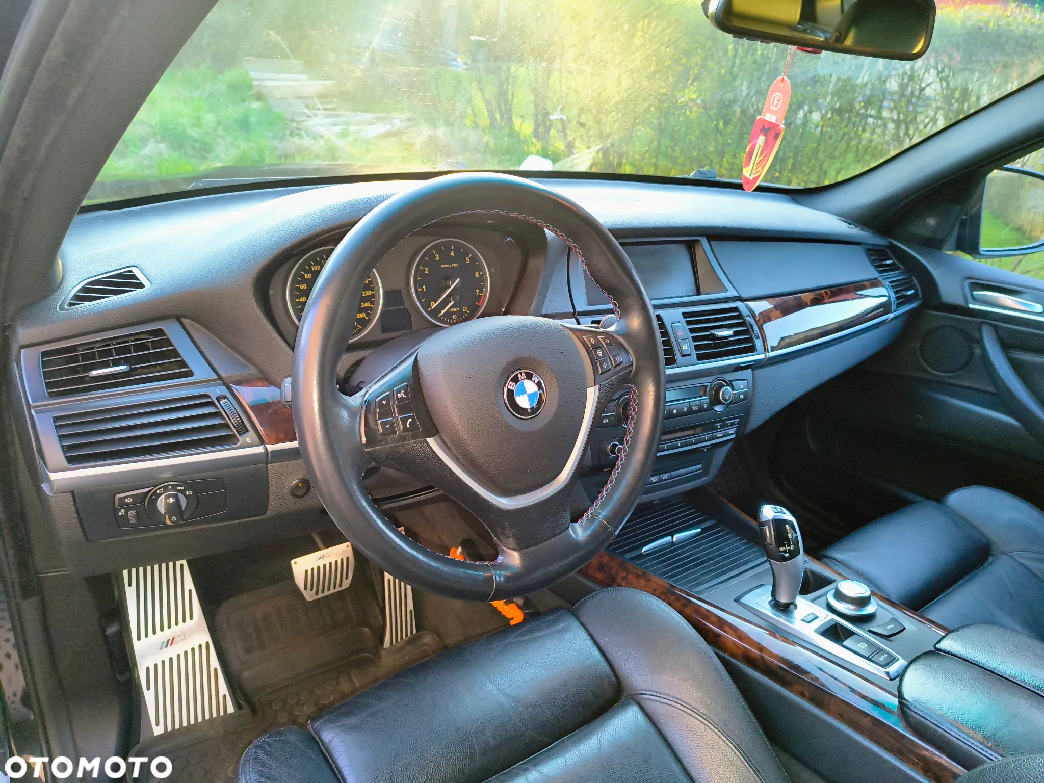 BMW X5 4.8i xDrive - 31