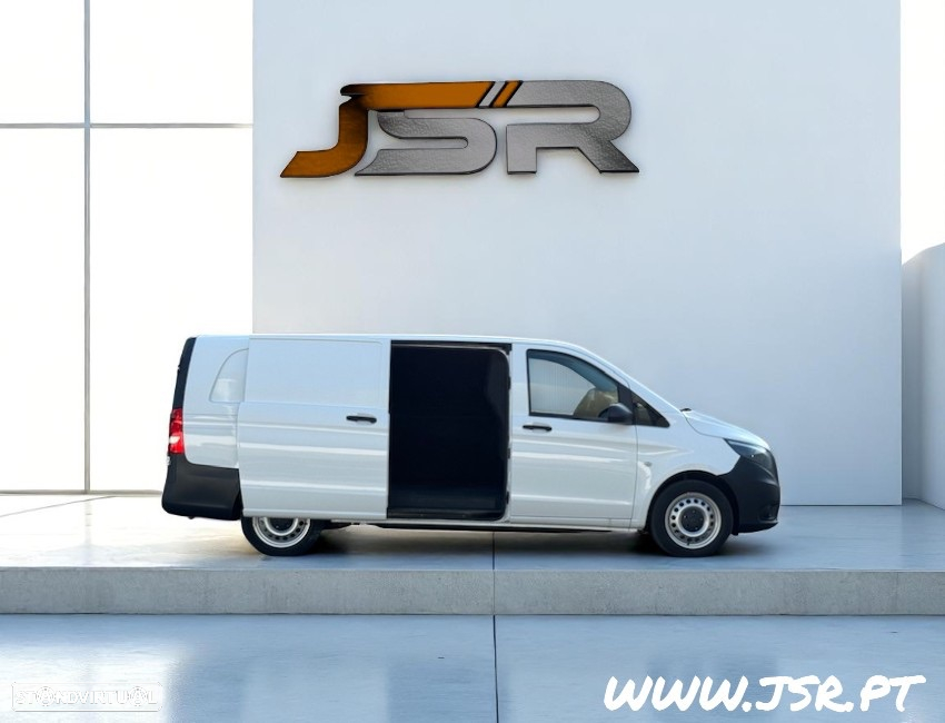 Mercedes-Benz E-Vito - 13