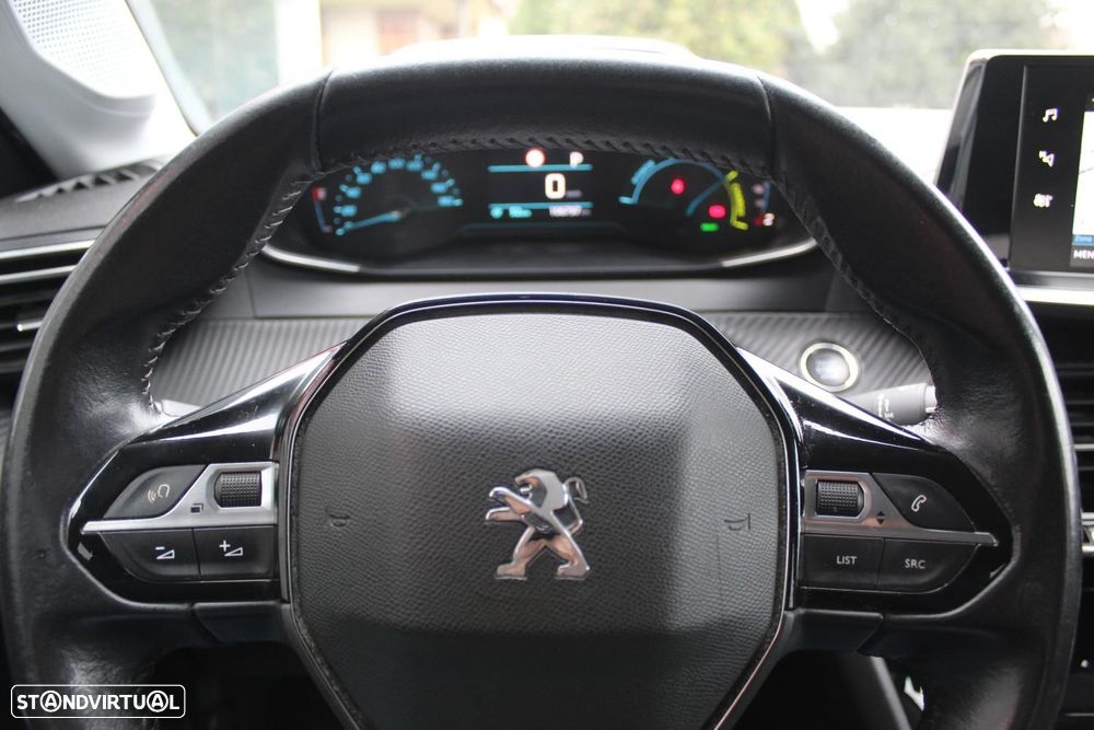 Peugeot e-208 50 kWh Allure - 17