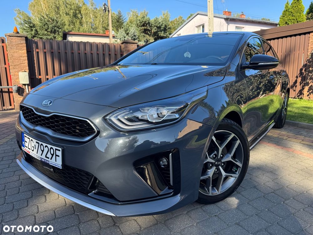 Kia Procee'd
