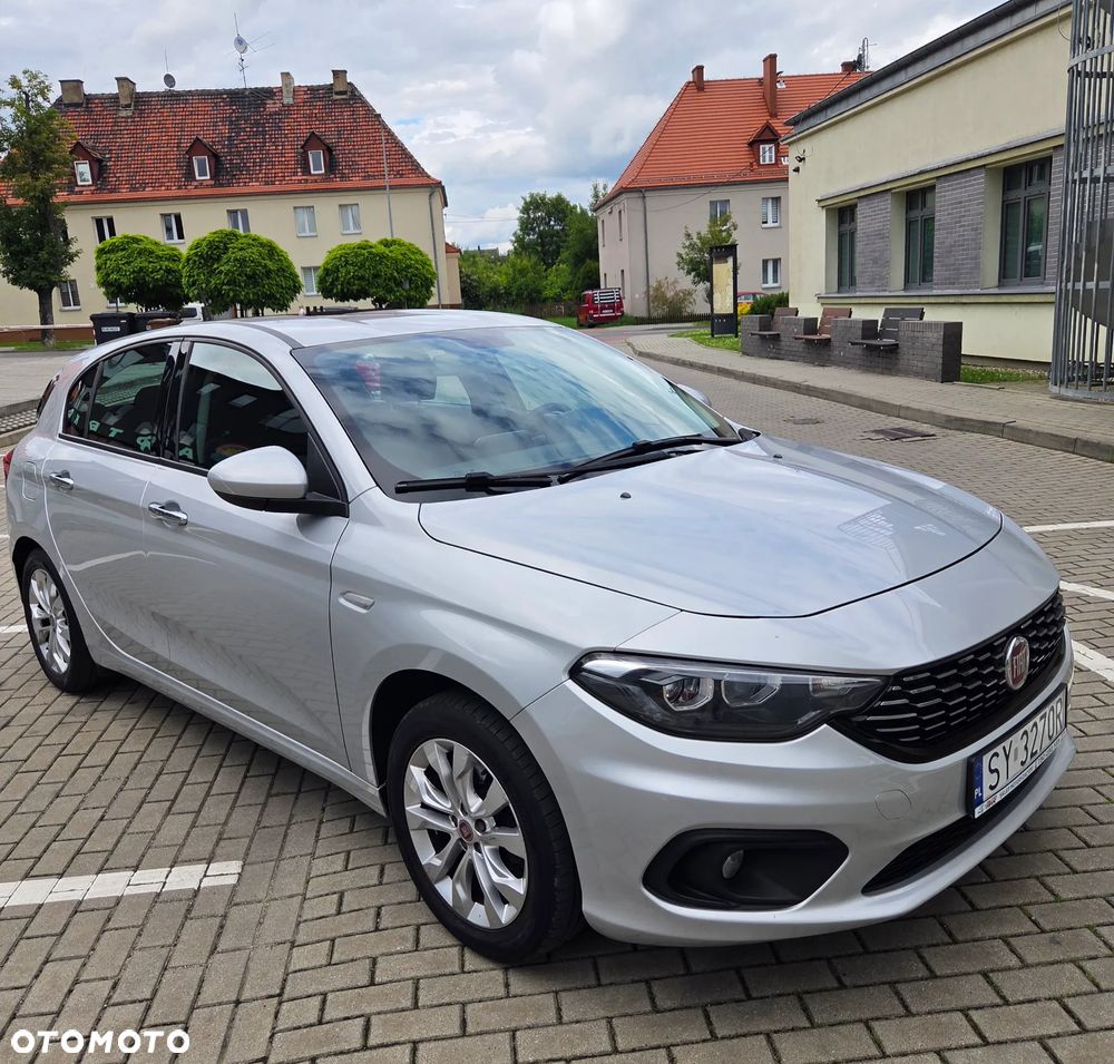 Fiat Tipo 1.4 T-Jet Lounge - 1