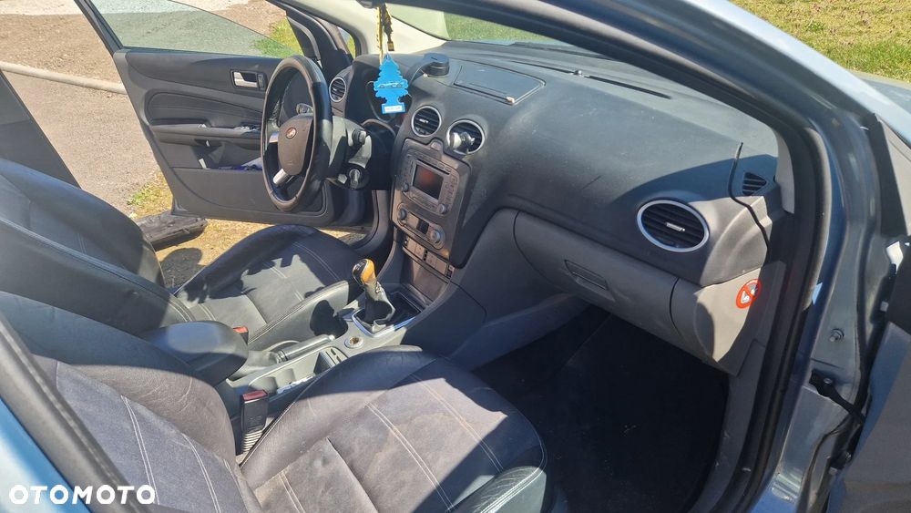 Ford Focus 1.6 TDCi DPF Titanium - 17