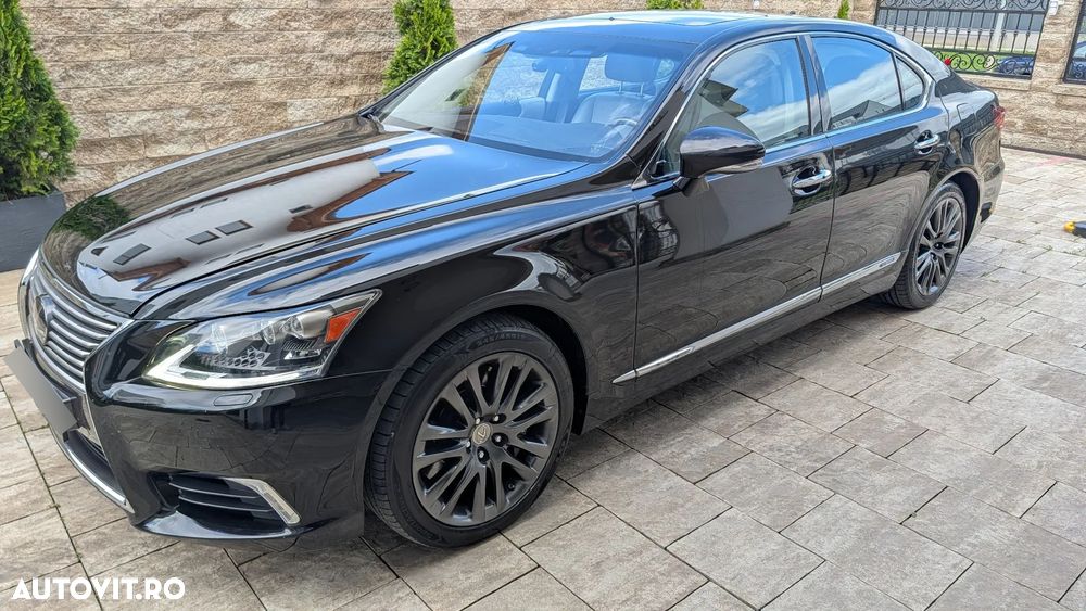 Lexus Seria LS - 1