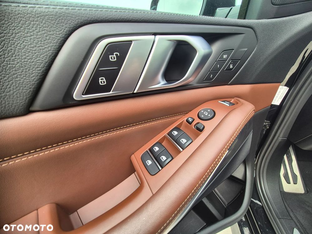 BMW X5 xDrive25d - 13