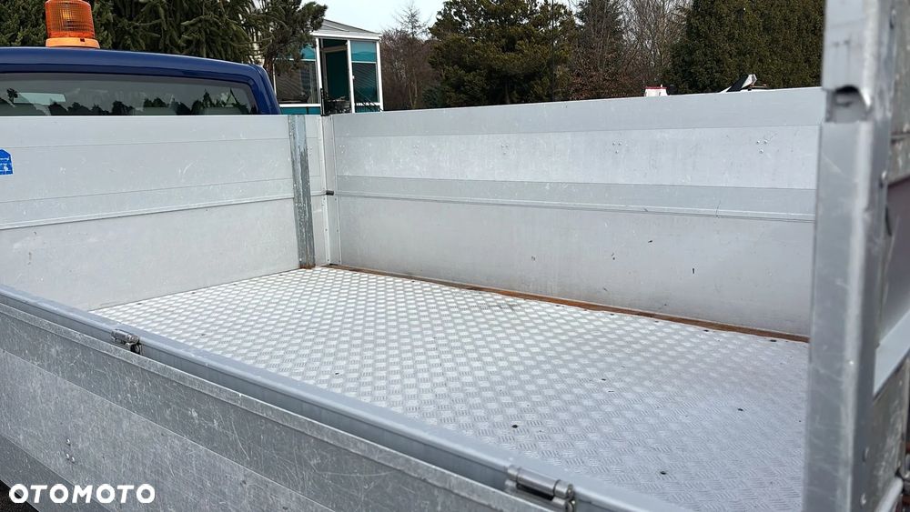 Volkswagen Transporter T5 - 35