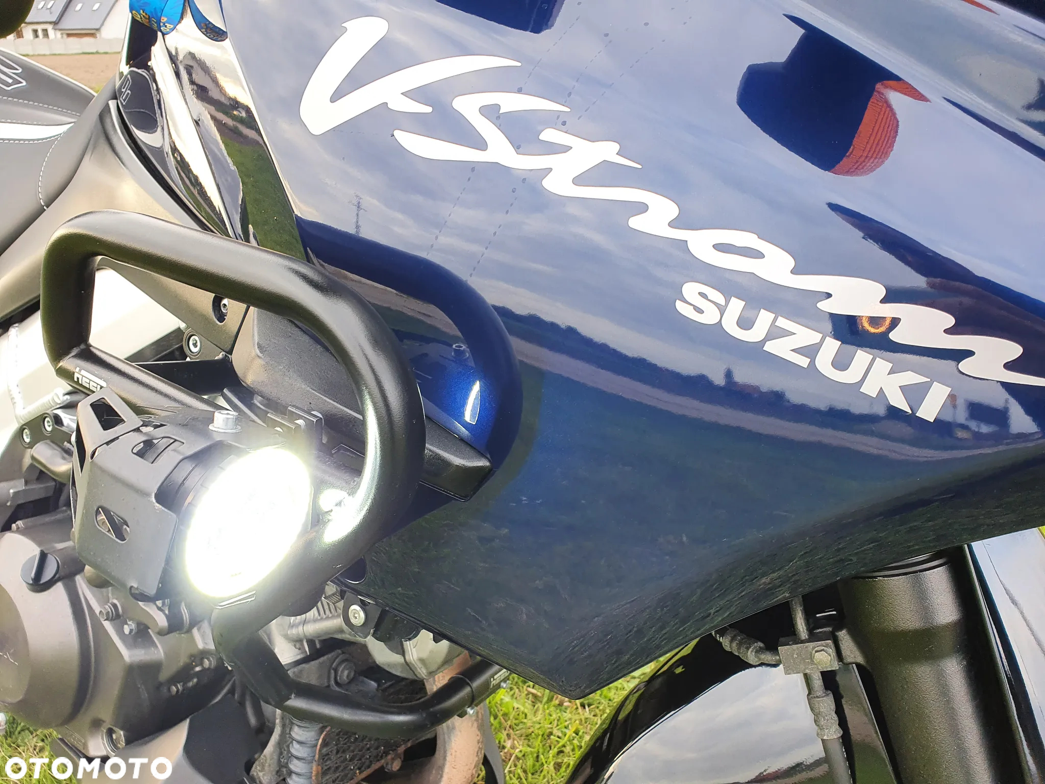 Suzuki DL - 12