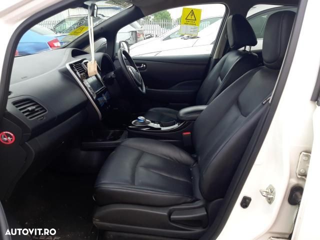 Dezmembrez Nissan Leaf 1 Hatchback - 5