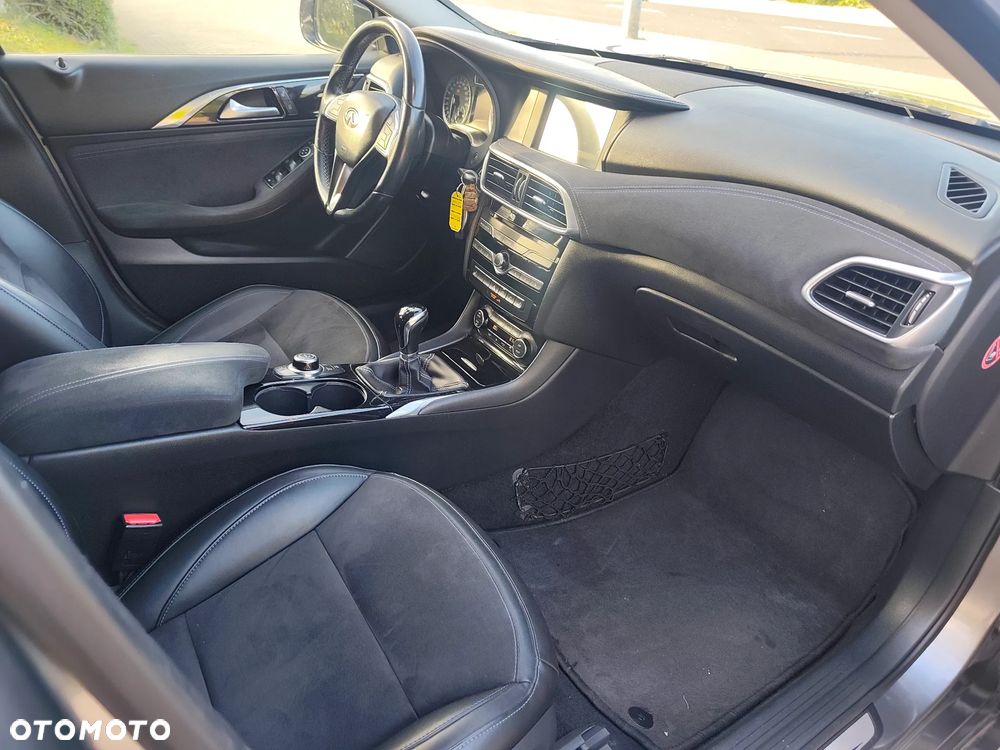 Infiniti Q30 1.5d Premium - 8