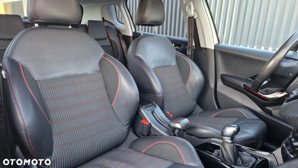 Peugeot 2008 PureTech 110 Stop&Start GT-Line Edition - 8