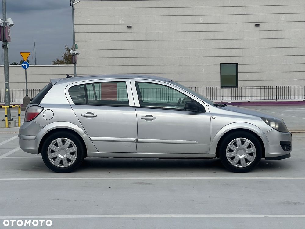 Opel Astra - 4