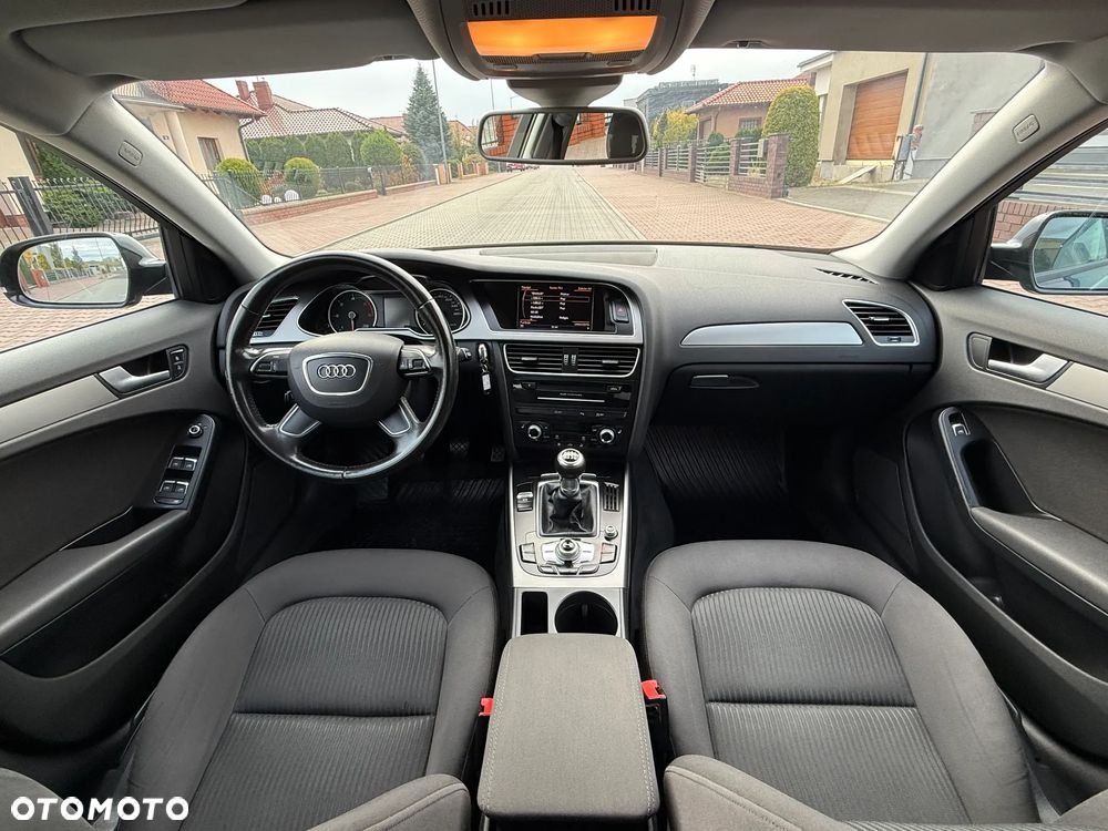 Audi A4 Avant 2.0 TDI - 8