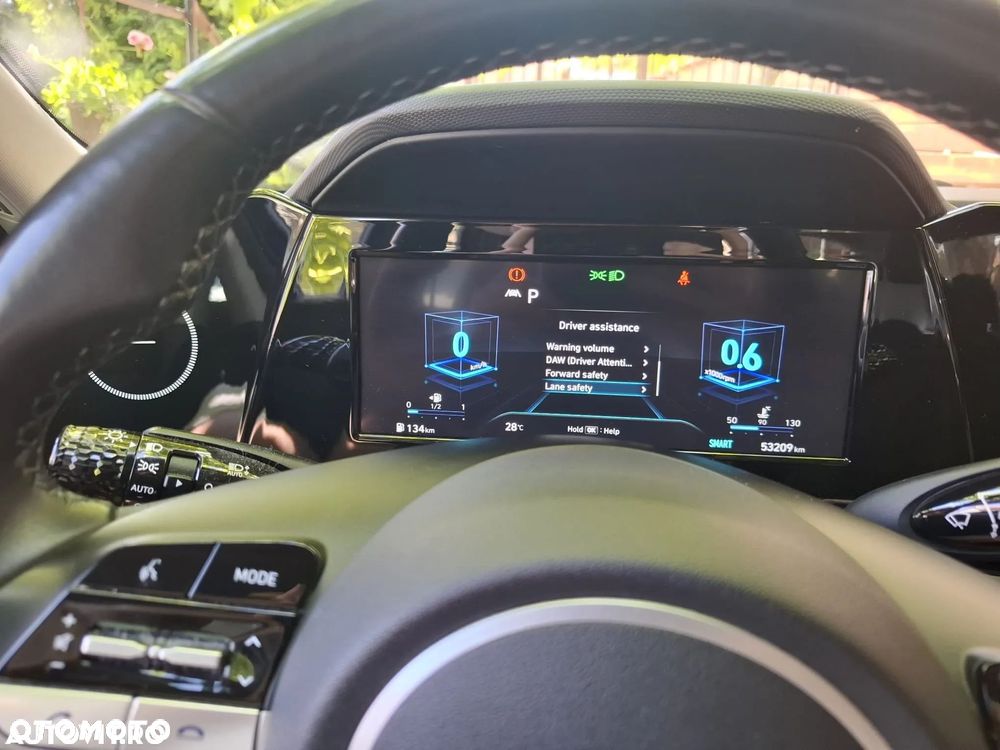 Hyundai Elantra 1.6 Premium - 16
