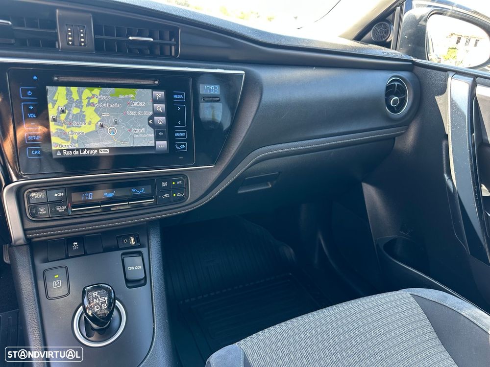 Toyota Auris - 9