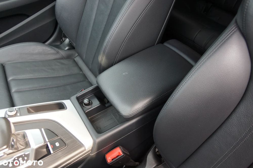 Audi A4 Avant 2.0 TDI S tronic - 25
