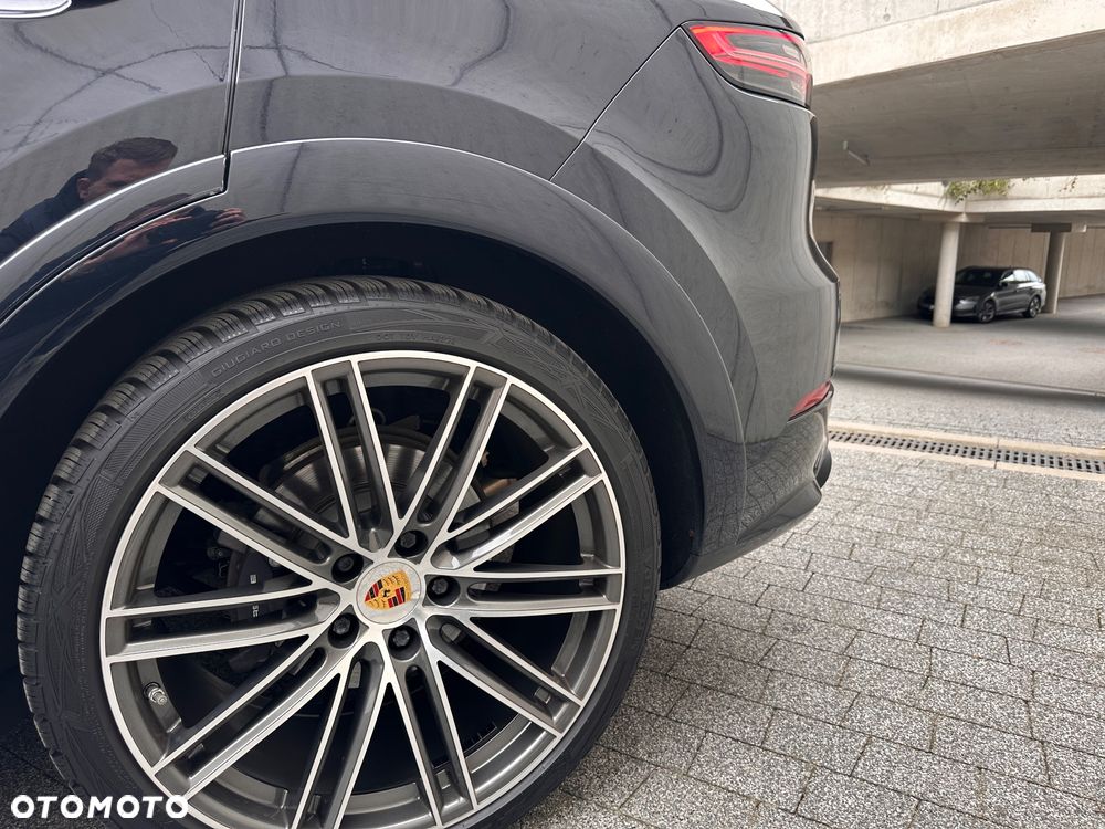 Porsche Cayenne Standard - 8