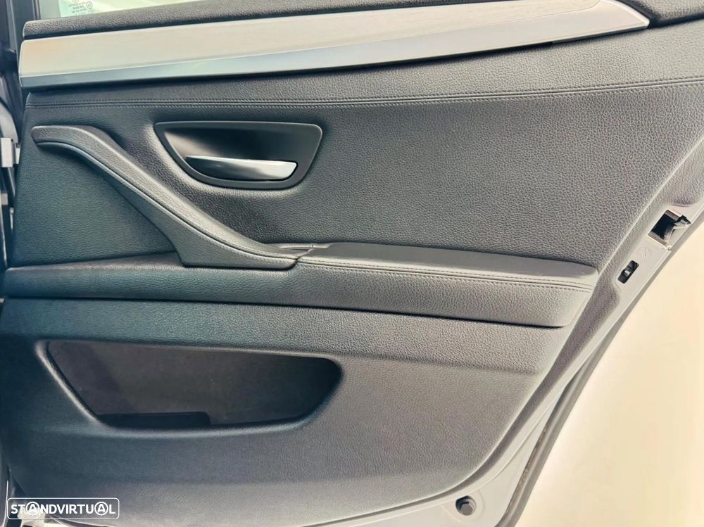 BMW 520 d Pack M Auto - 41