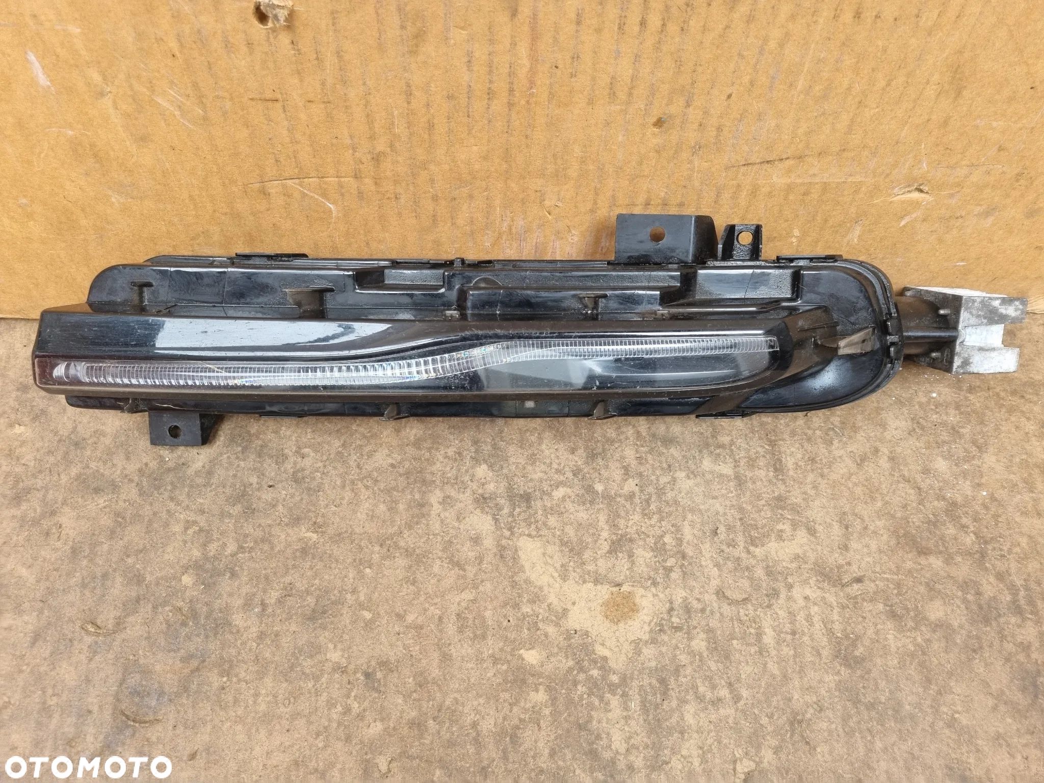 VOLVO V40 II HALOGEN DRL LED LEWY - 1