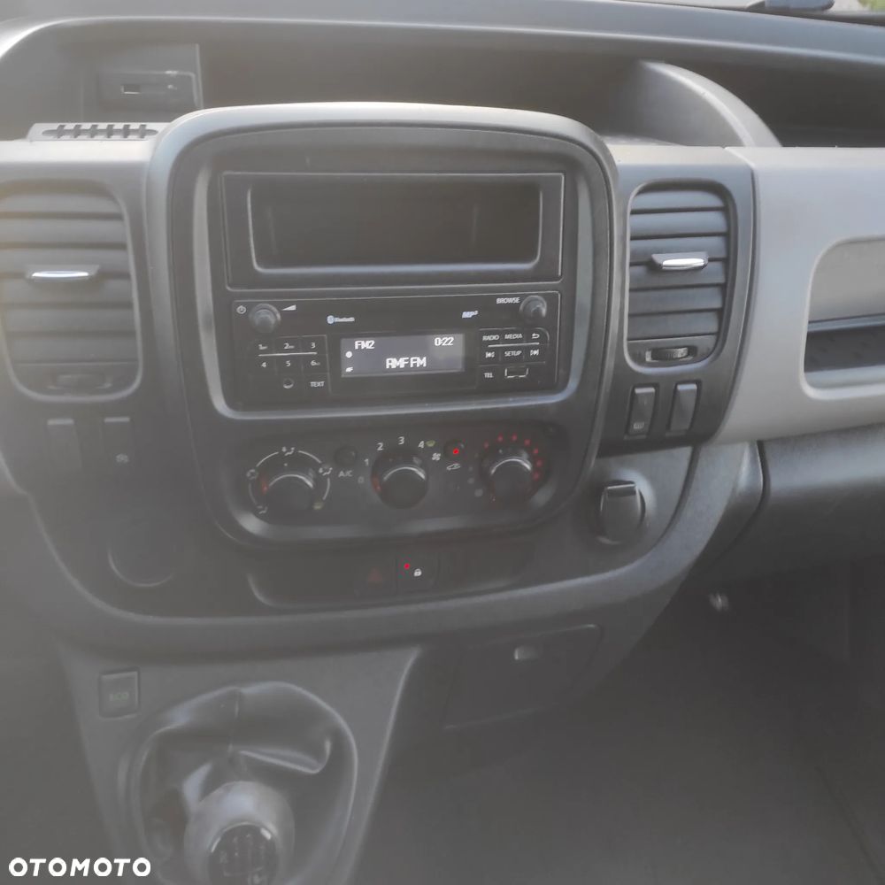 Renault Trafic - 10