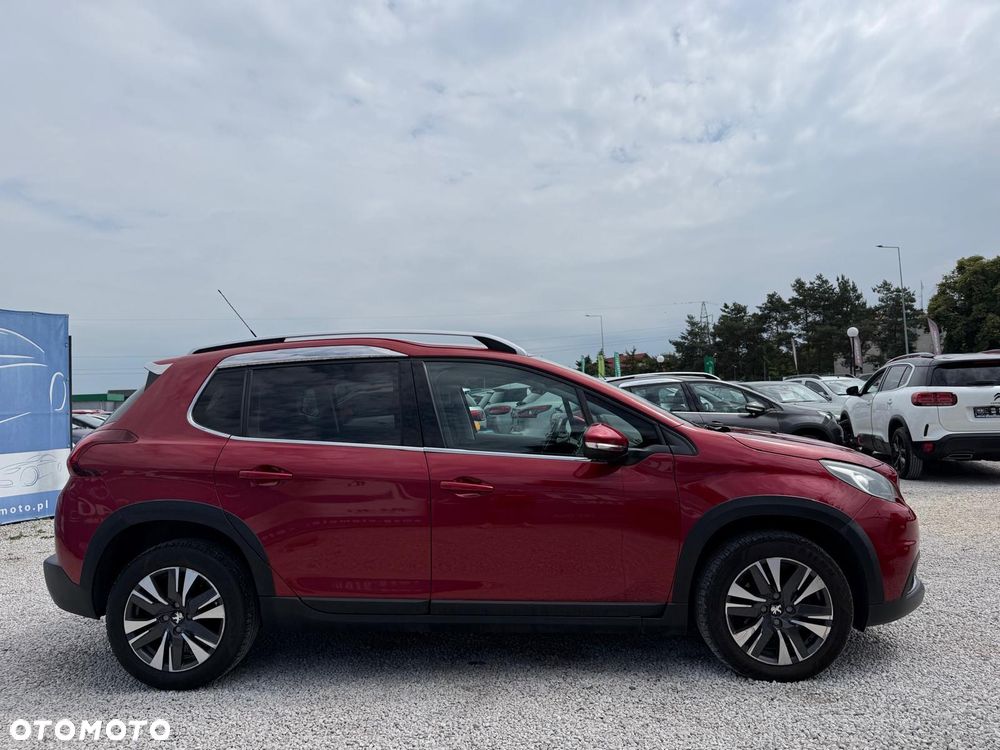 Peugeot 2008 1.2 Pure Tech GPF Style S&S EAT6 - 3