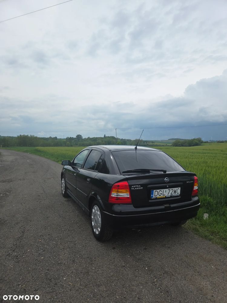 Opel Astra - 8