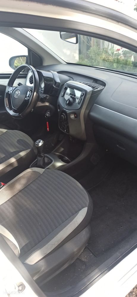Toyota Aygo 1.0 VVT-i Black Edition - 19