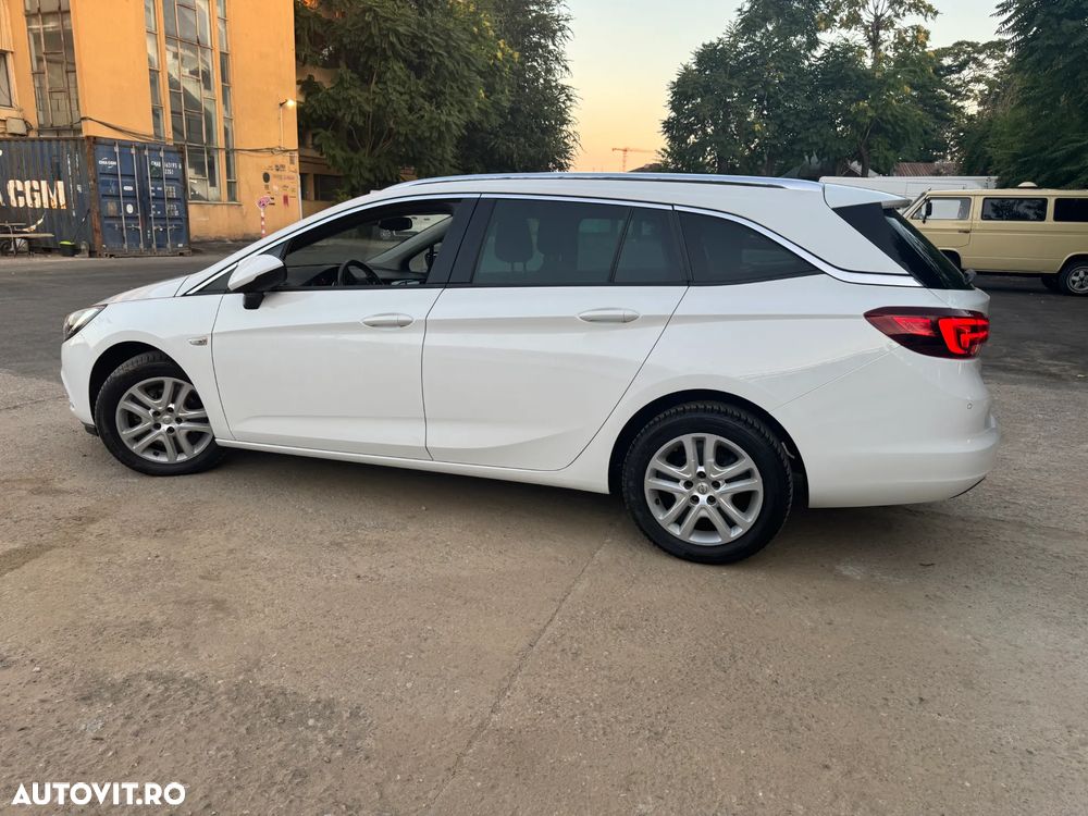 Opel Astra 1.6 D (CDTI) Sports Tourer Innovation - 10