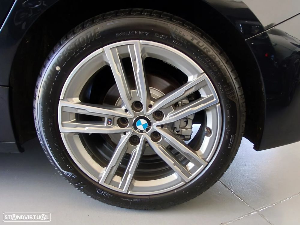 BMW 116 d Pack Desportivo M Auto - 34
