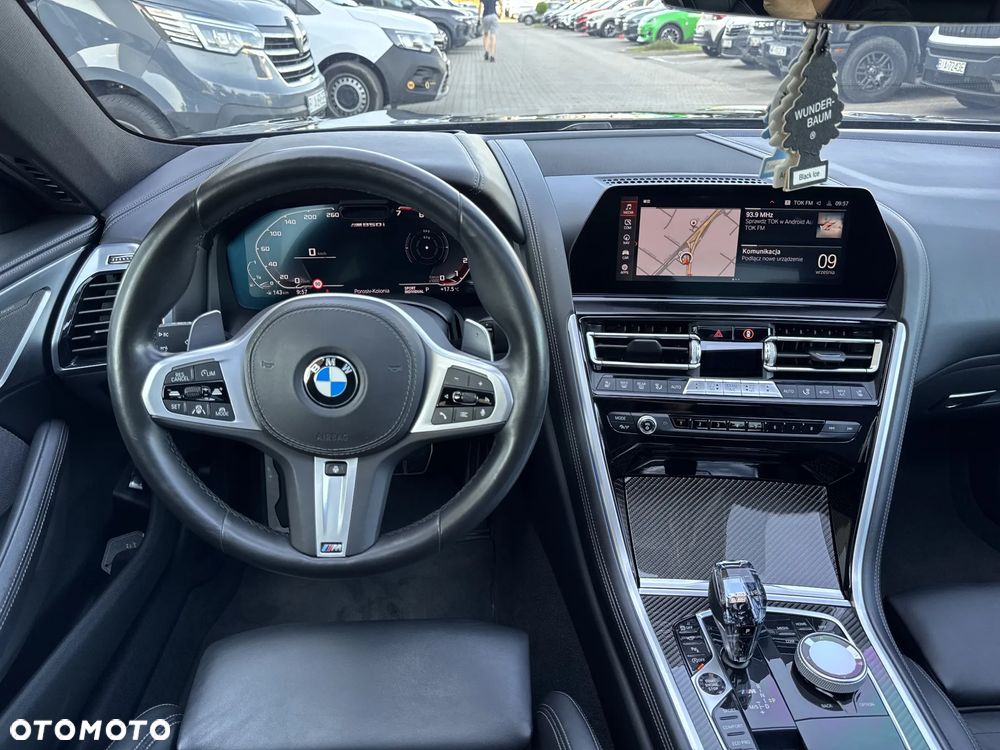 BMW Seria 8 - 15