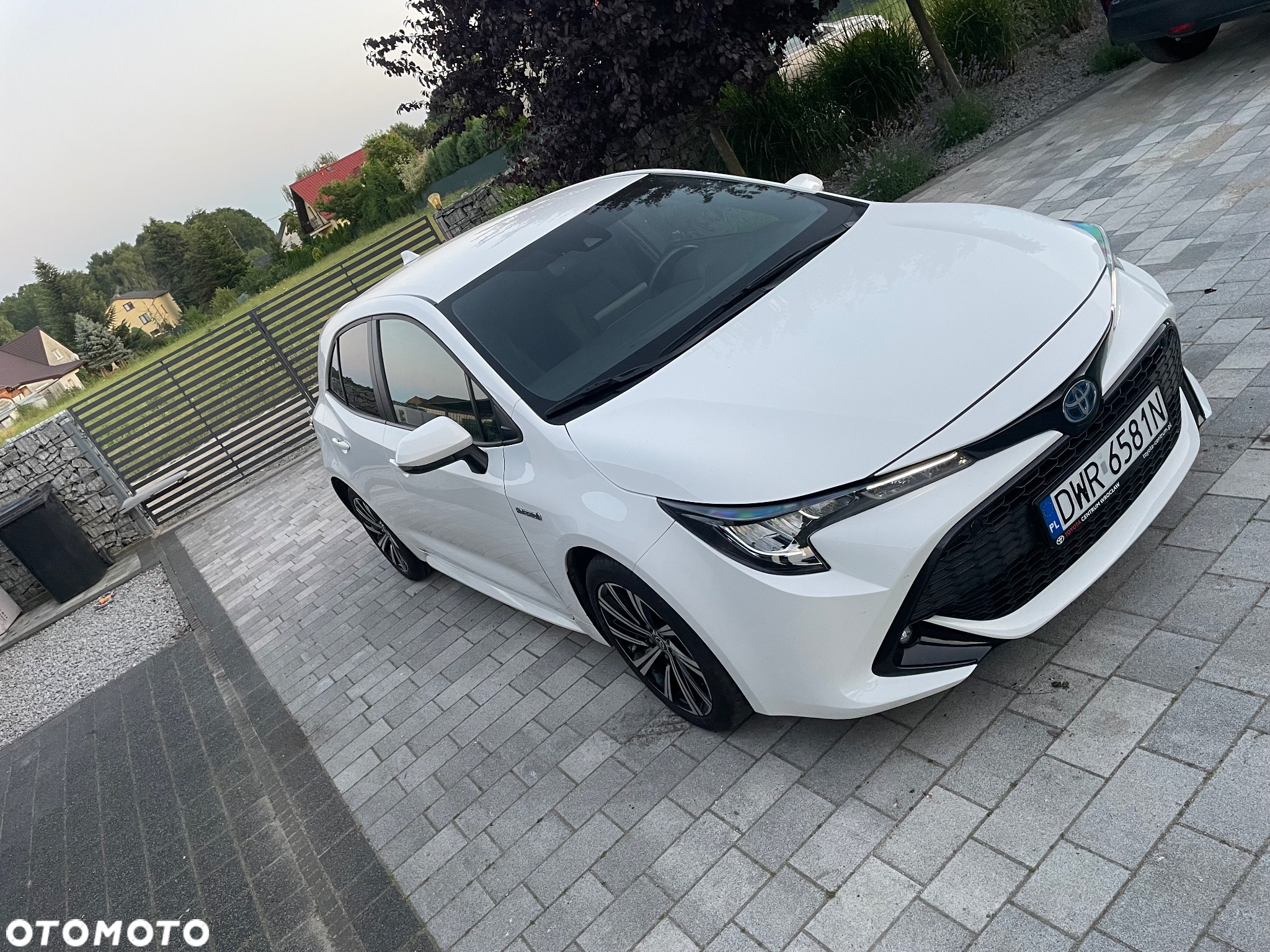 Toyota Corolla 1.8 Hybrid Comfort - 3