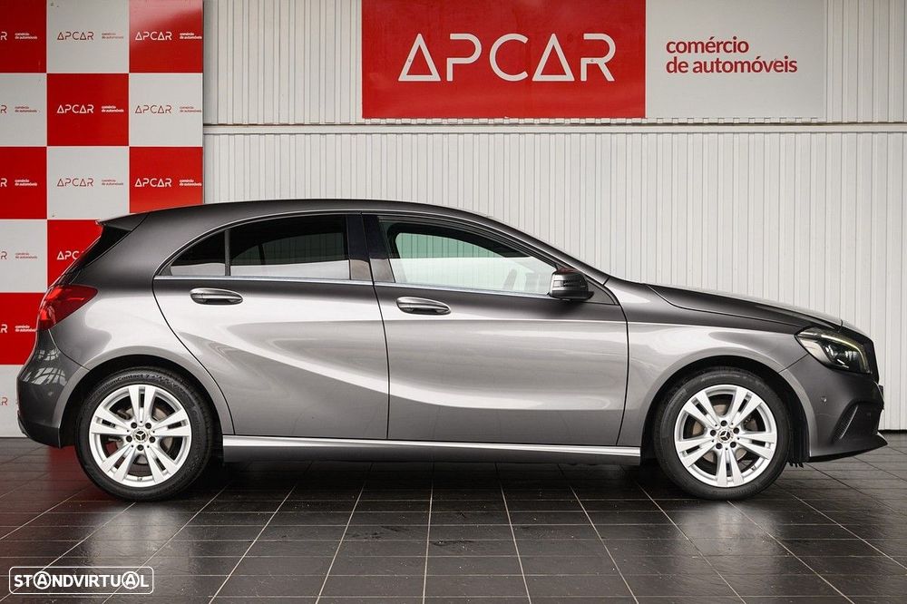 Mercedes-Benz A 180 d Urban - 2