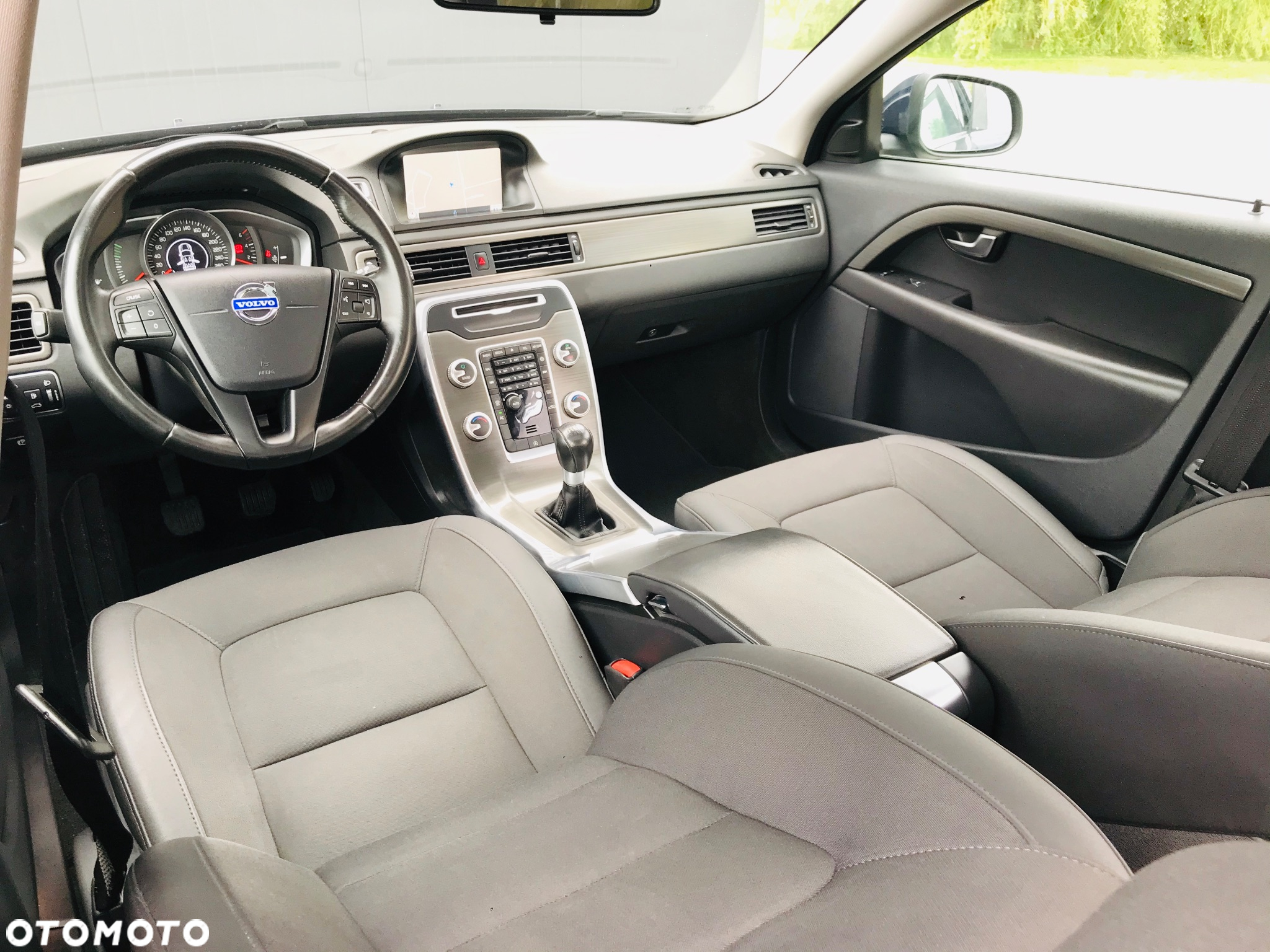 Volvo V70 2.0D Kinetic - 17