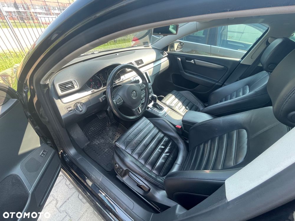 Volkswagen Passat 2.0 TDI Comfortline DSG - 4