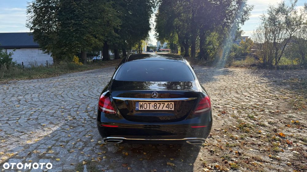 Mercedes-Benz Klasa E 200 d 9G-TRONIC - 5