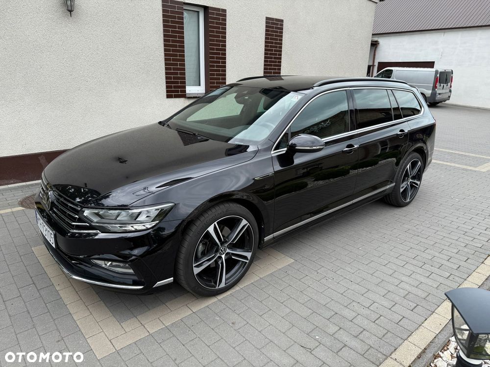 Volkswagen Passat Variant 2.0 TDI SCR DSG R-Line - 1