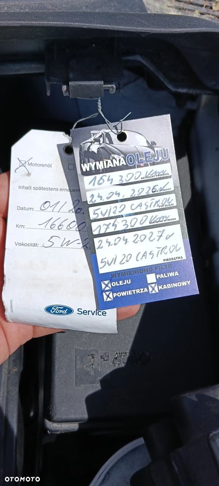Ford Kuga - 12