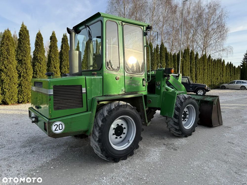 Zettelmeyer ZL 802 / ORYGINAŁ / NIE MALOWANA / PIĘKNIE UTRZYMANA / SILNA I SZYBKA / ZADBANA / SPROWADZONA Z NIEMIEC / SILNIK DEUTZ / 602 702 407 408 410 60 70 80 M - 17