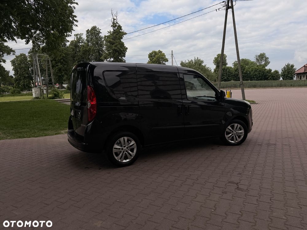 Opel Combo - 18