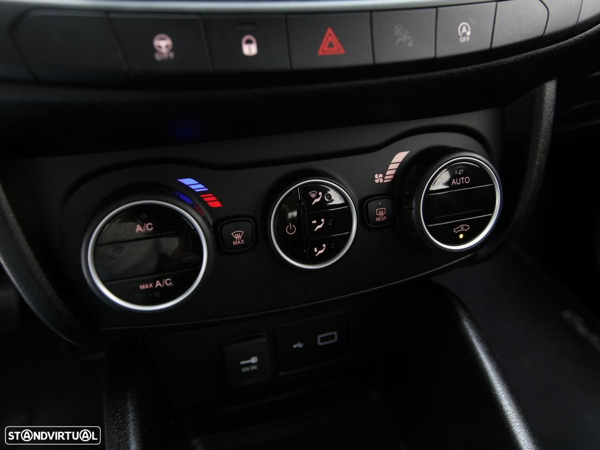 Fiat Tipo Station Wagon 1.3 M-Jet Lounge - 16