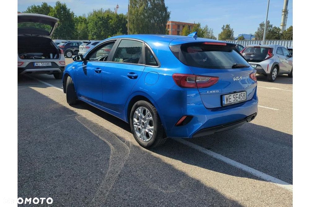 Kia Ceed 1.5 T-GDI M - 4
