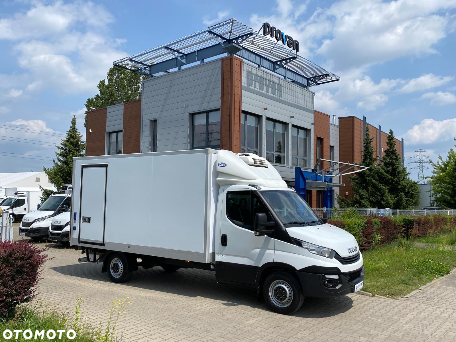Iveco DAILY 35-160 HI-MATIC CHŁODNIA 8EP THERMO KING V300 MAX WINDA ZEPRO - 3