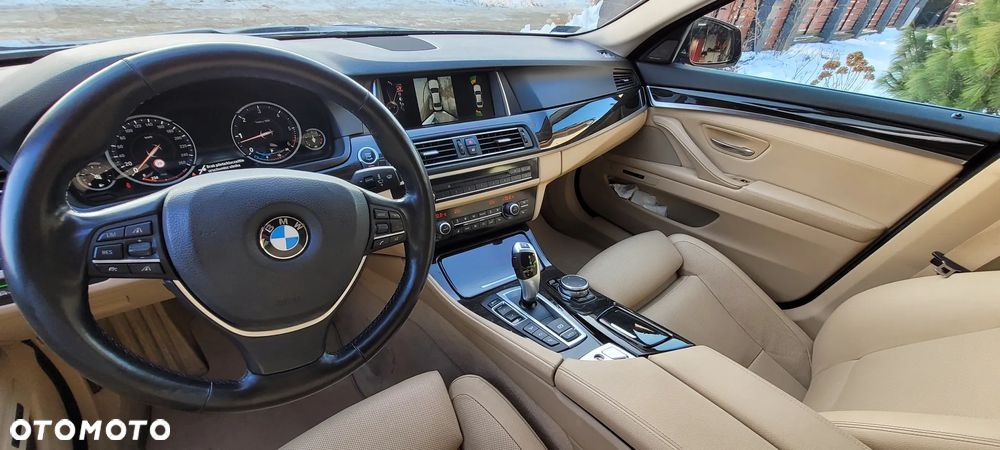 BMW Seria 5 530d xDrive Luxury Line - 15