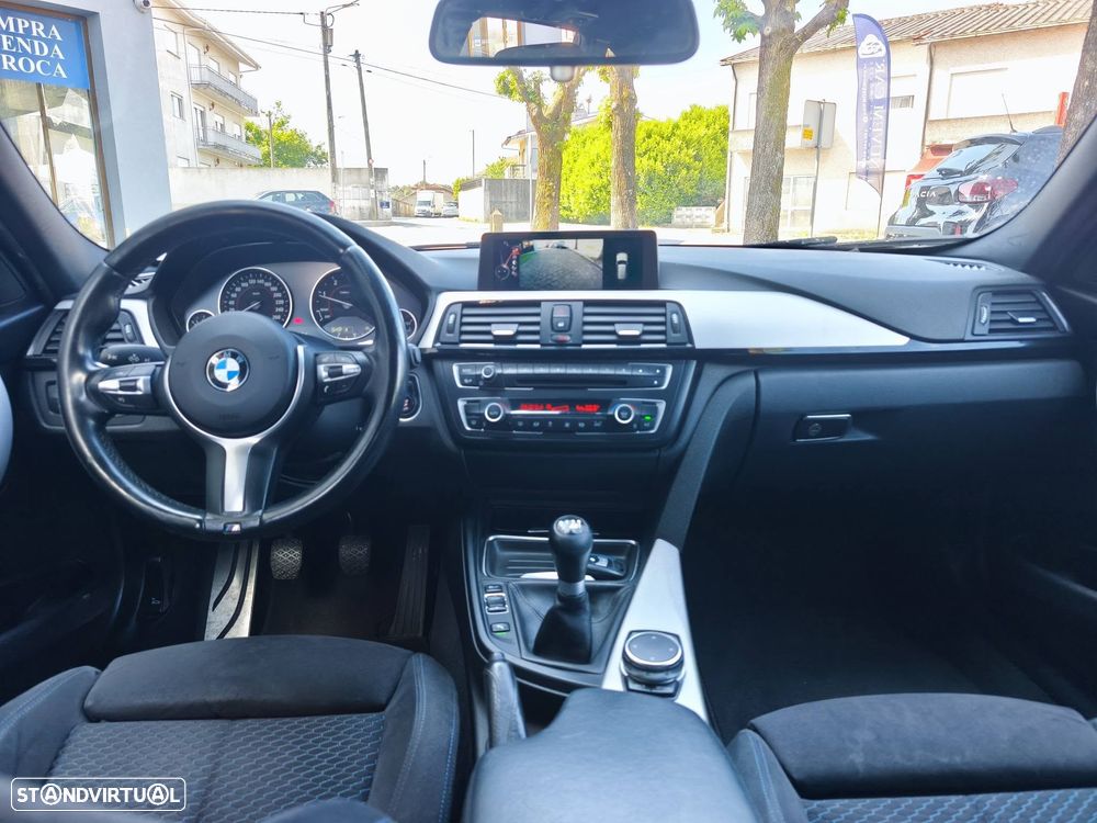 BMW 318 d Pack M - 19