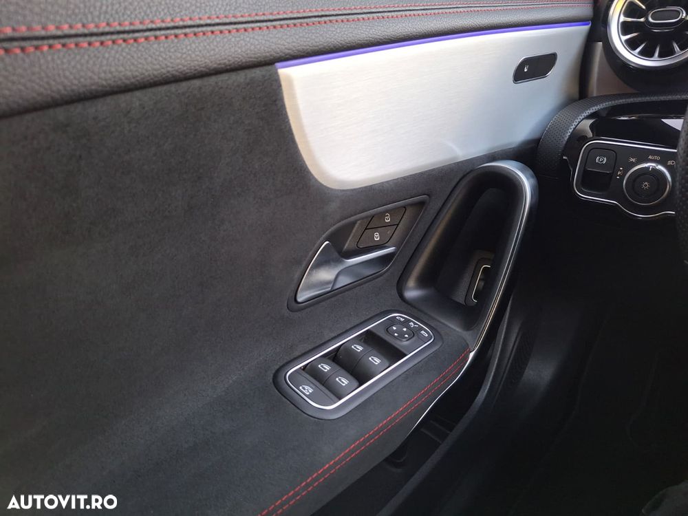 Mercedes-Benz CLA 250 e 8G-DCT - 26