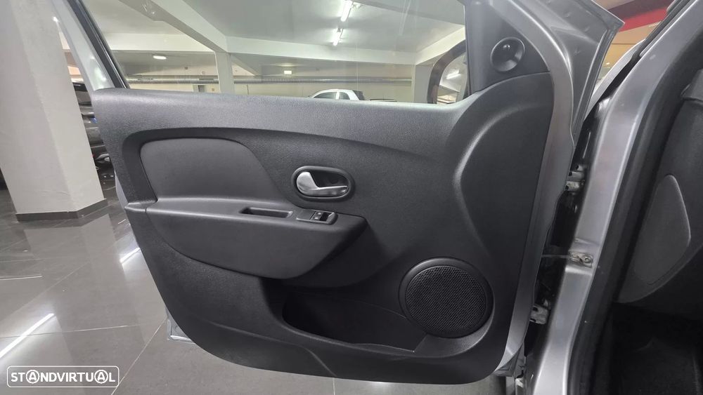 Dacia Sandero 1.0 ECO-G Stepway Bi-Fuel - 4